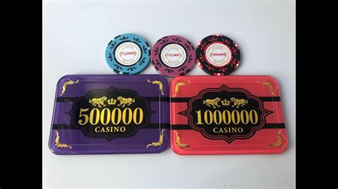 casino royale poker chips and plaques